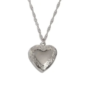 Hollow Heart Photo Box Pendant Necklace — 18K Gold Plated
