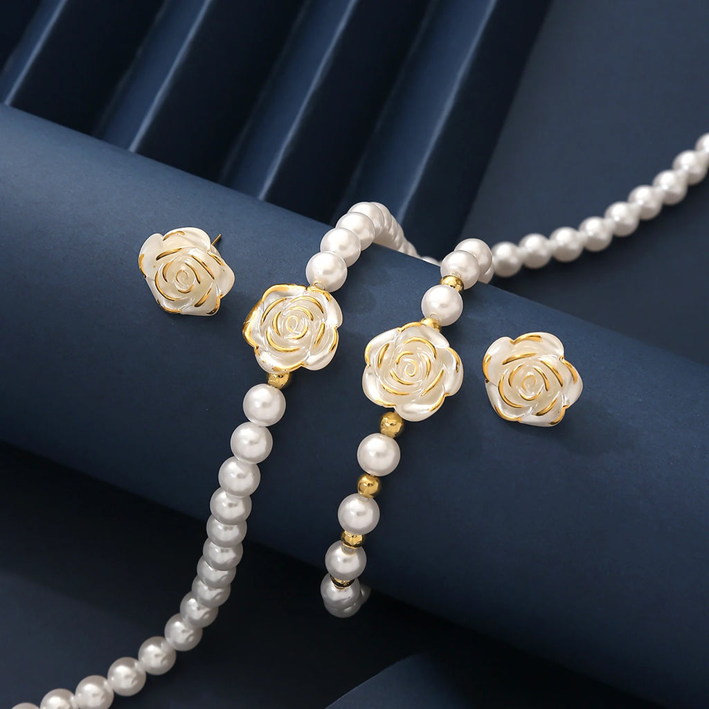 Elegant Pearl Flower Jewellery Set — Necklace, Bracelet & Earrings